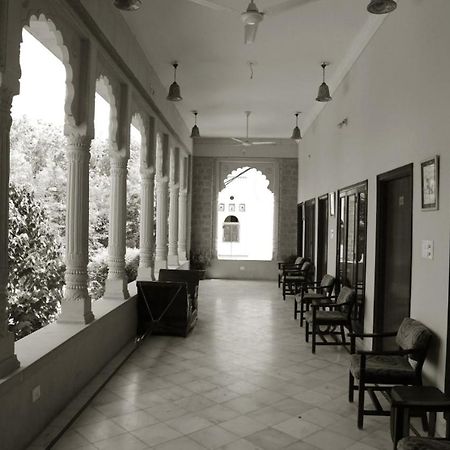 קוטה Hotel Karan Villas מראה חיצוני תמונה