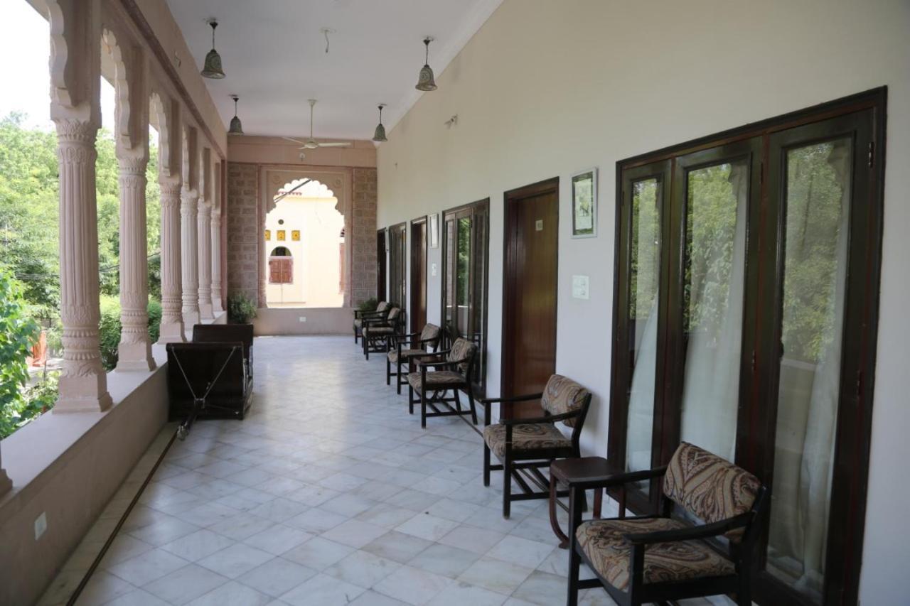 קוטה Hotel Karan Villas מראה חיצוני תמונה